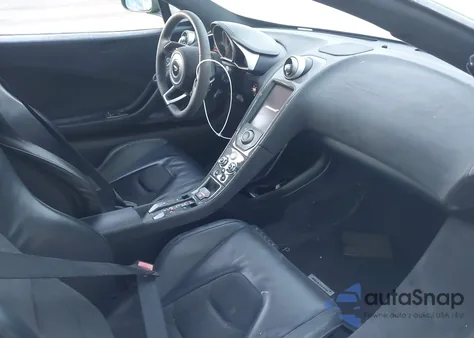 2015 Mclaren 650S z USA, uszkodzony, nr VIN SBM11FAA0FW004090